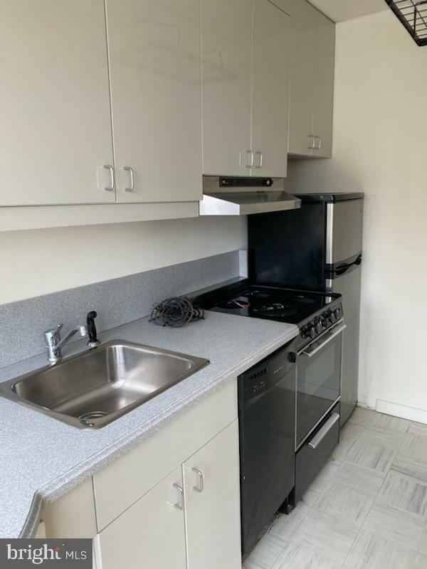 Property Photo: 224 W Rittenhouse Square 30 915A PA 19103