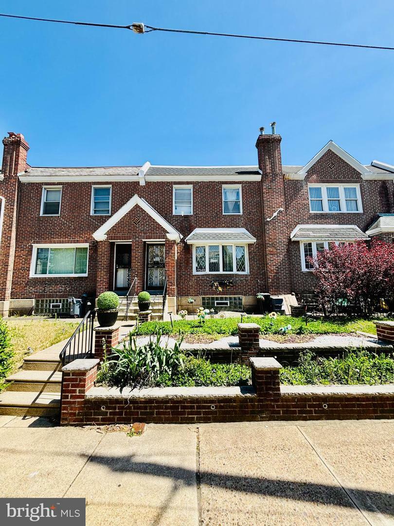 Property Photo: 7549 E Tulpehocken Street PA 19138