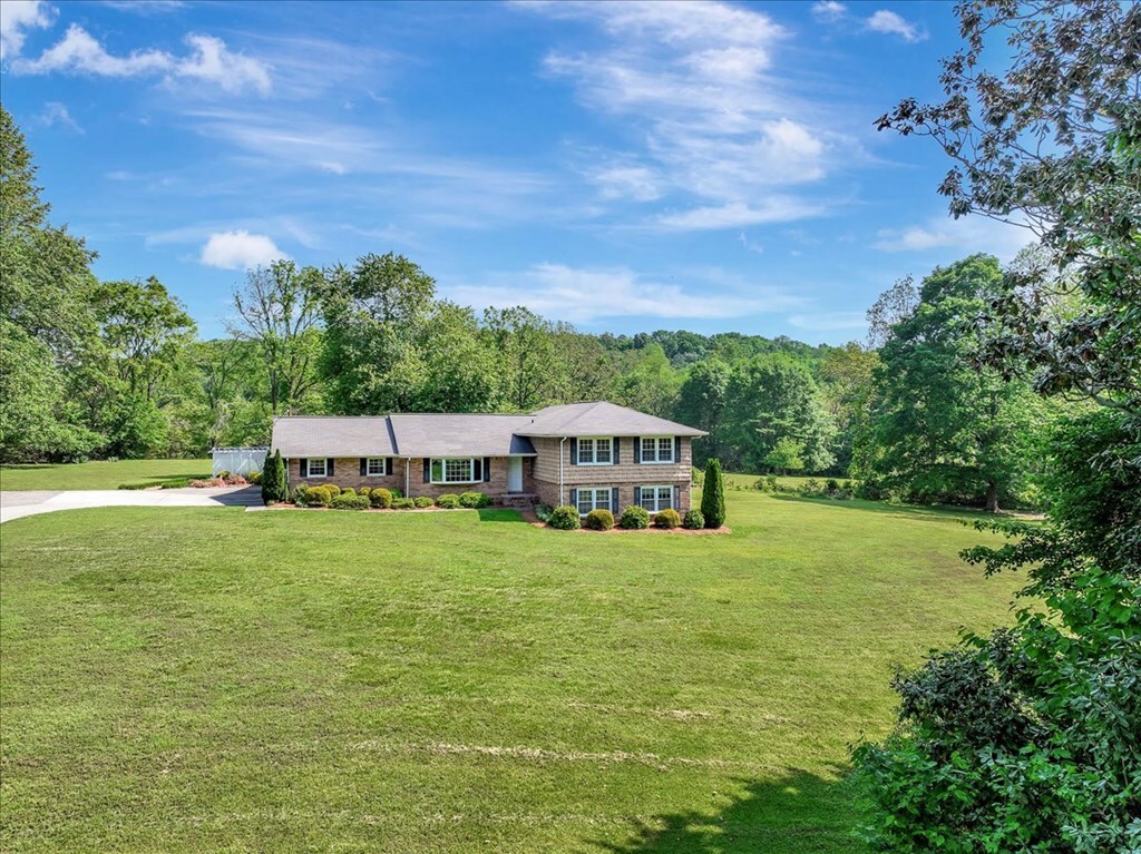 Property Photo: 153 Buckingham Drive GA 30720