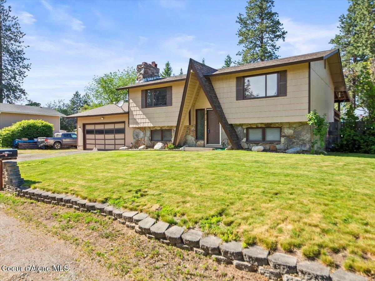 Property Photo: 1213 E Fernwood Ct ID 83815