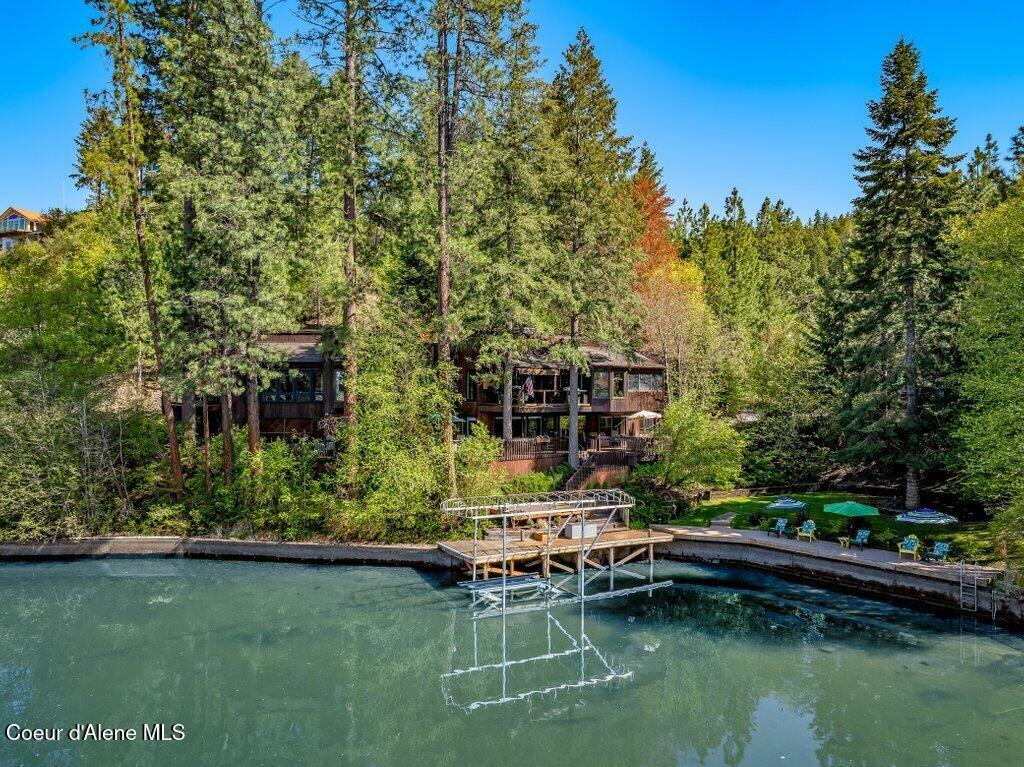 Property Photo: 7225 W Otter Bay Rd ID 83814