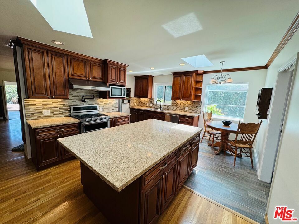 Property Photo: 29242 Sea Lion Pl CA 90265