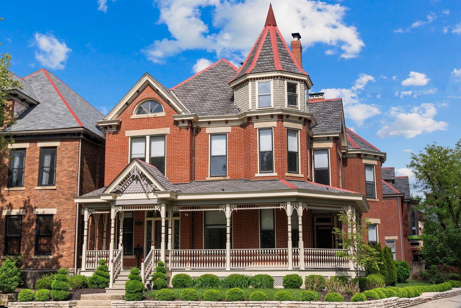 Property Photo:  884 Neil Avenue  OH 43215 