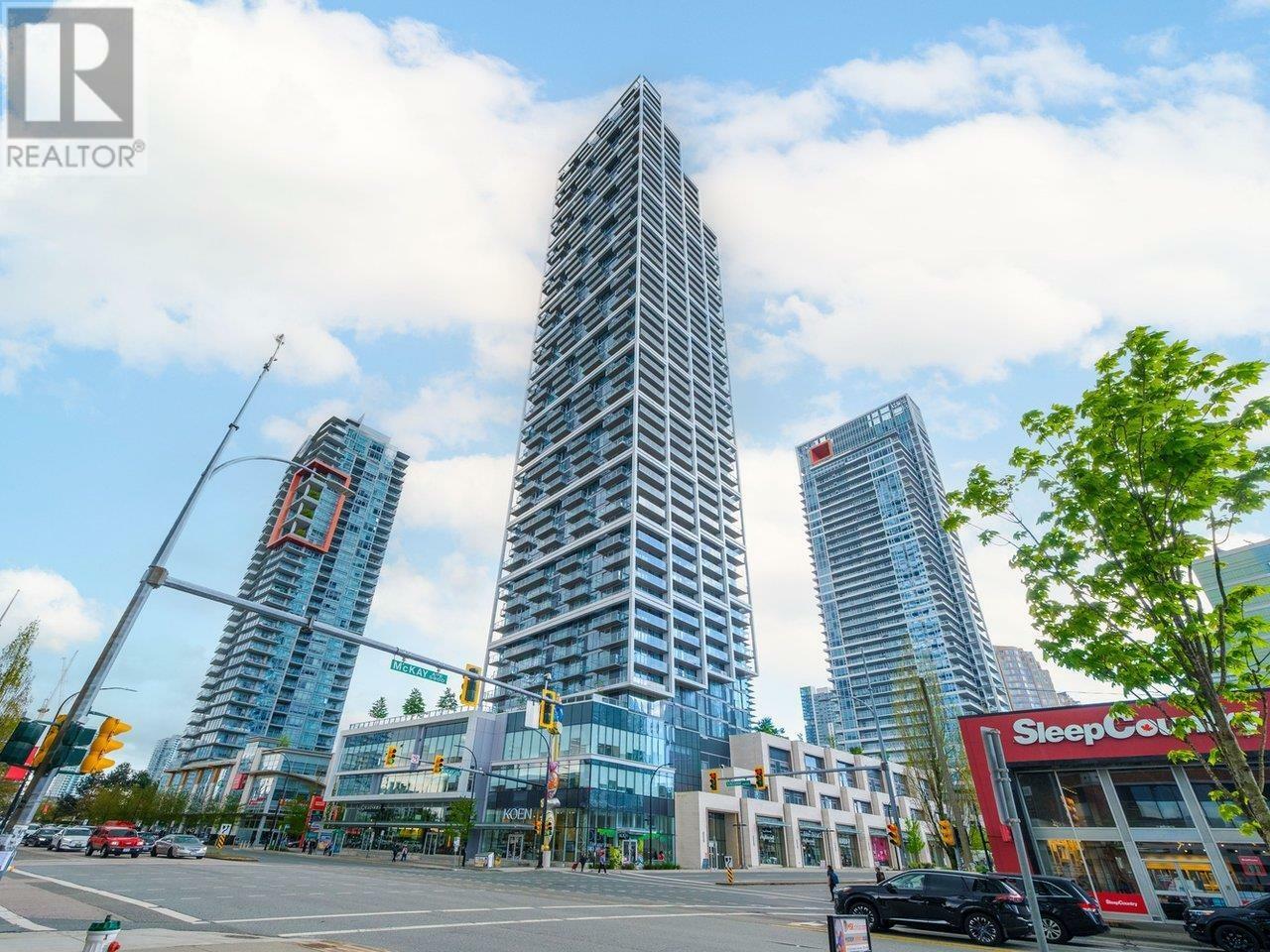 Property Photo: 6000 McKay Avenue 4209 BC V5H 0K2