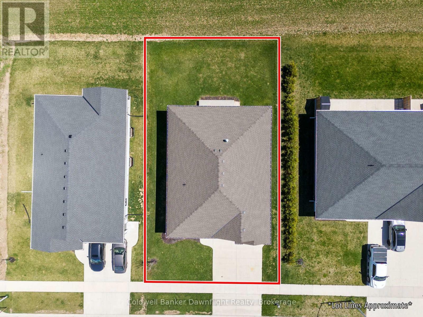 Property Photo: 714 Gloria Street ON N0M 1H0