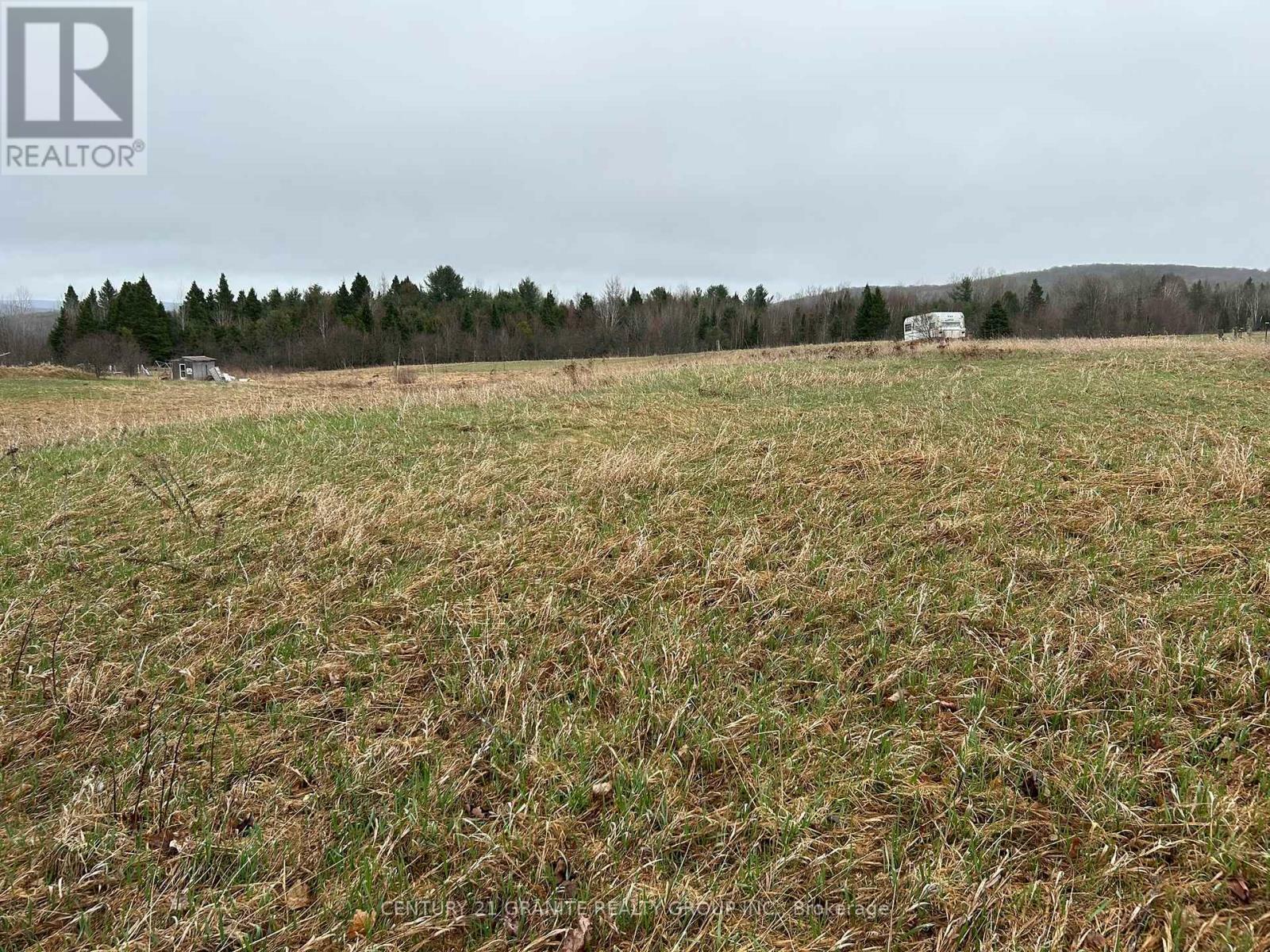 Photo de la propriété:  465 Mallard Lake Road  ON K0L 1C0 