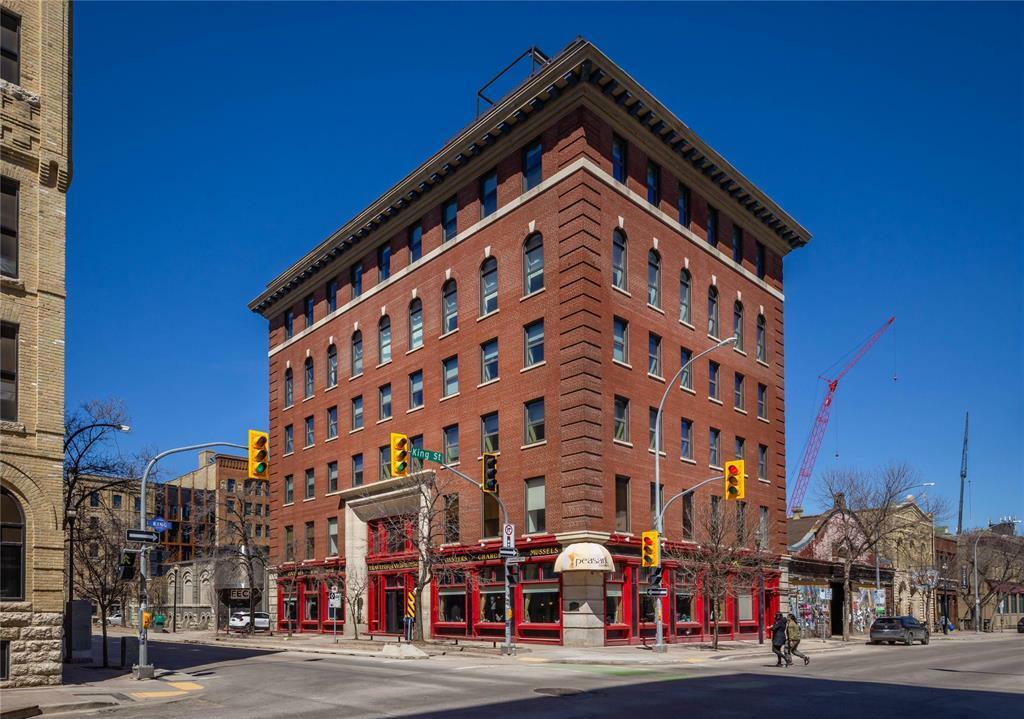 283 Bannatyne Avenue  Winnipeg MB R3B 3B2 photo
