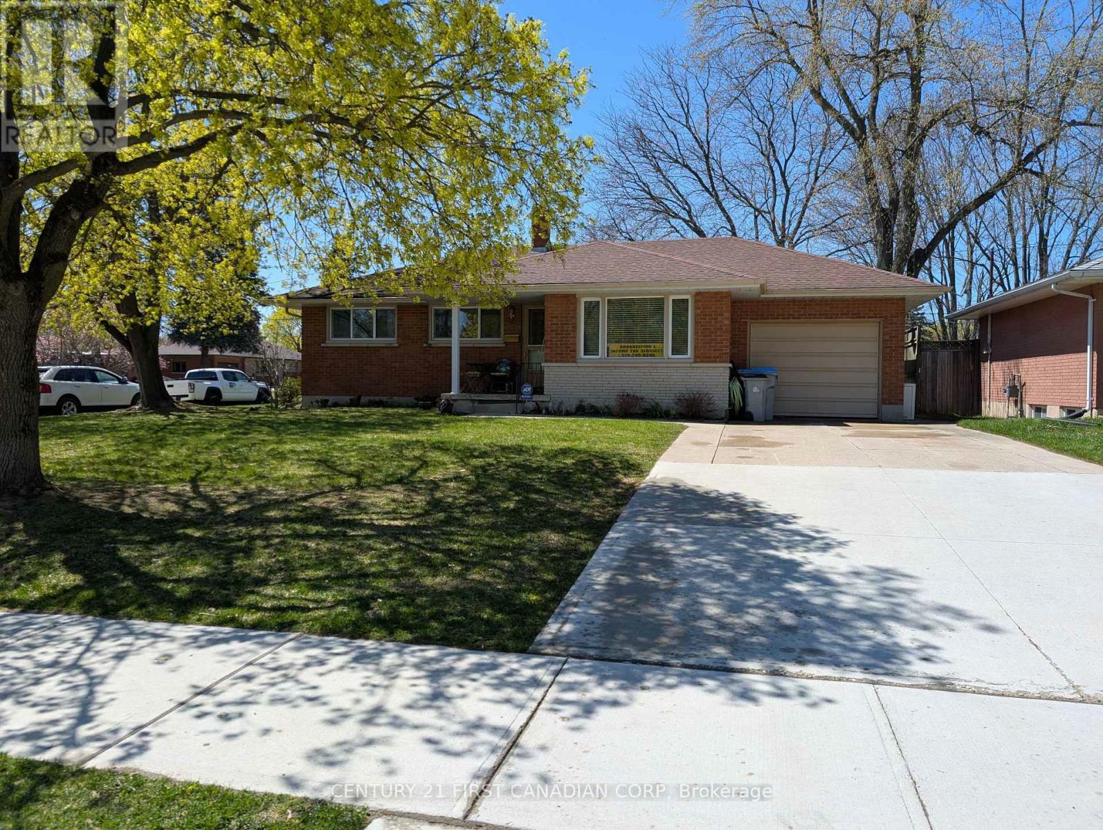 336 Drury Lane  Strathroy Caradoc (NW) ON N7G 3G1 photo
