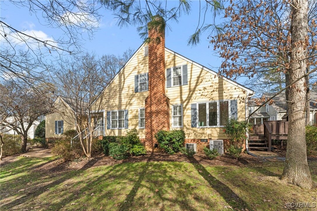 Property Photo: 8915 Ginger Way Court VA 23229