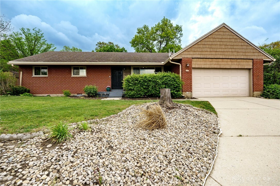 Property Photo: 6064 Willet Way OH 45449