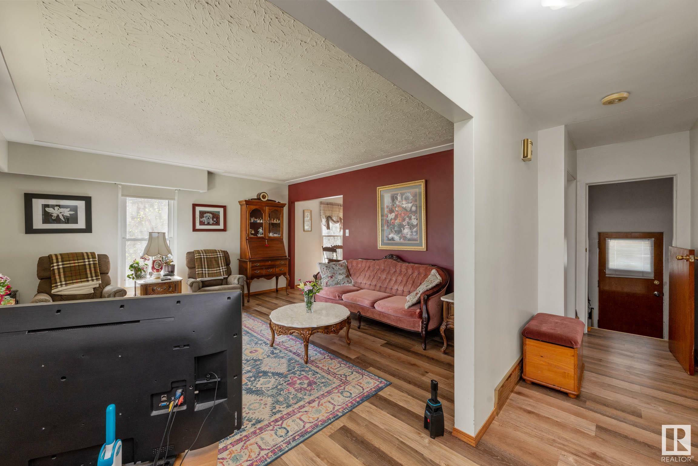 Property Photo: 9432 148 Street NW AB T5R 1A6