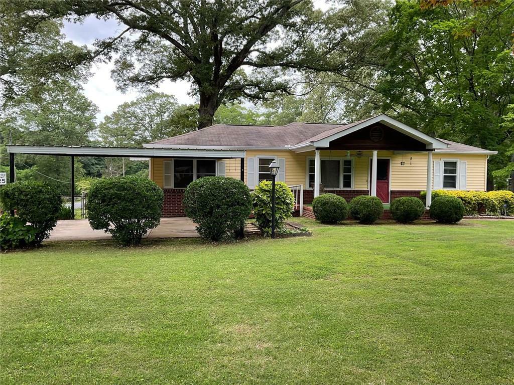 Property Photo: 5760 Brenda Drive SW GA 30126