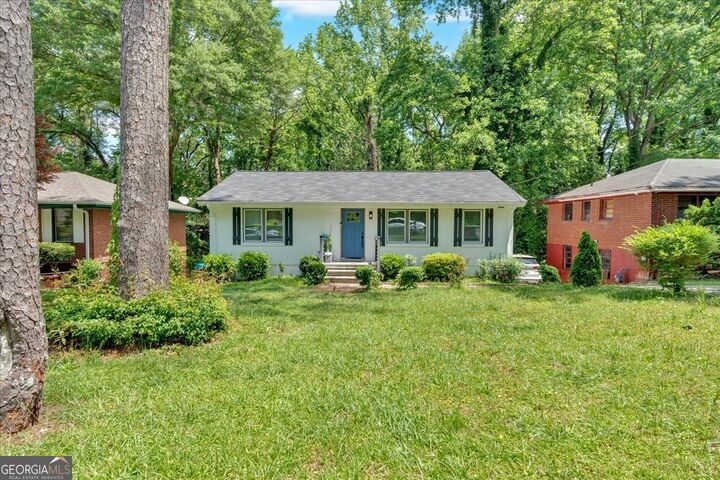 Property Photo:  2210 Polar Rock Avenue SW  GA 30315 