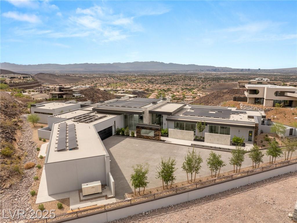 Property Photo: 3 Horseshoe Rock Court NV 89012
