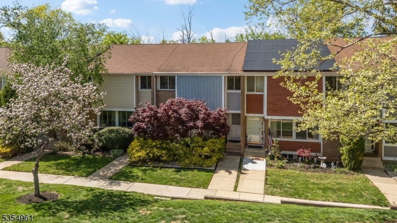 Property Photo: 5 Alpine Ct NJ 08844
