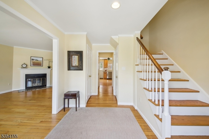 Property Photo: 9 Cowperthwaite Sq NJ 07090