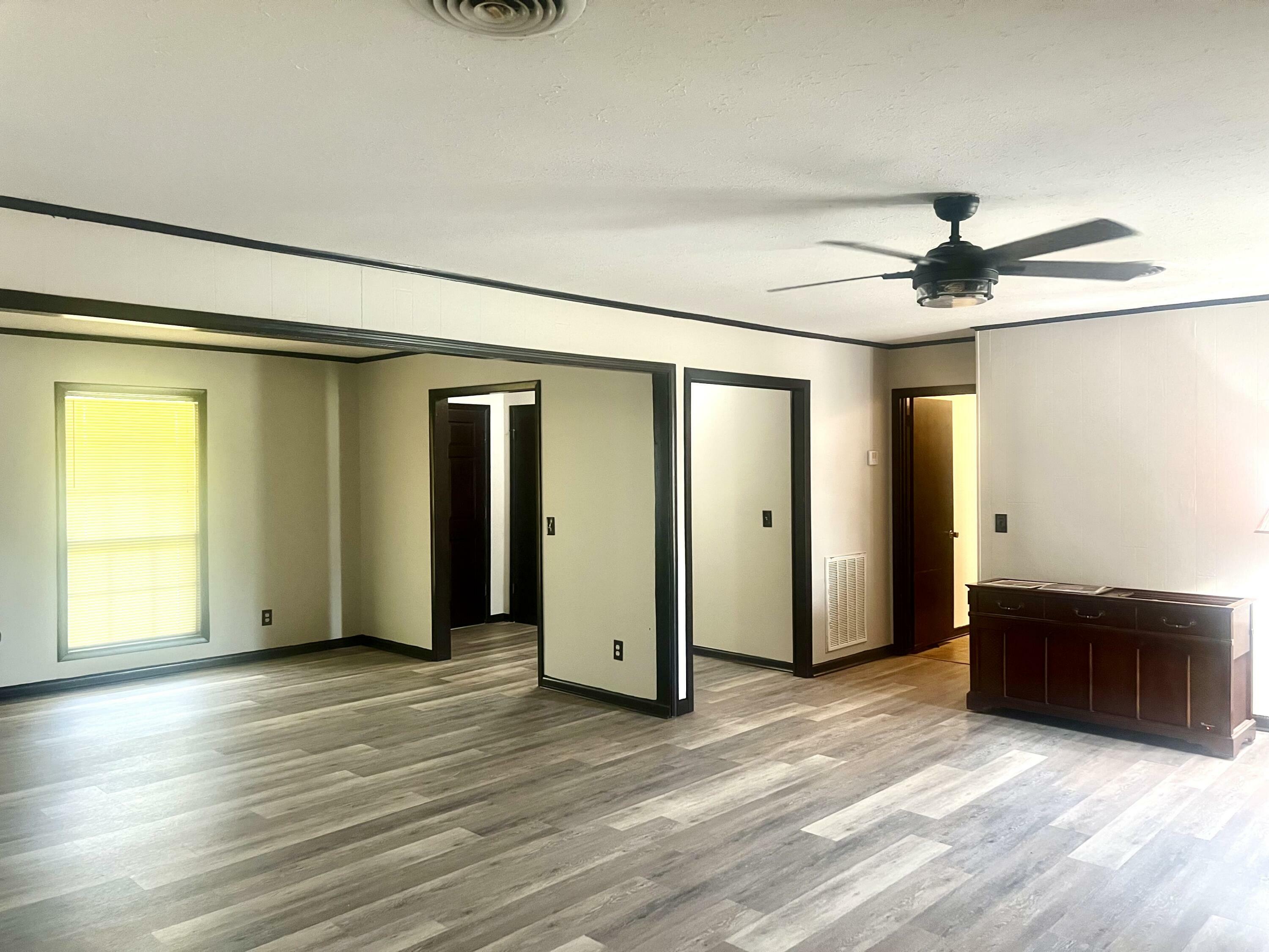 Property Photo: 824 Skylark Dr MS 39702