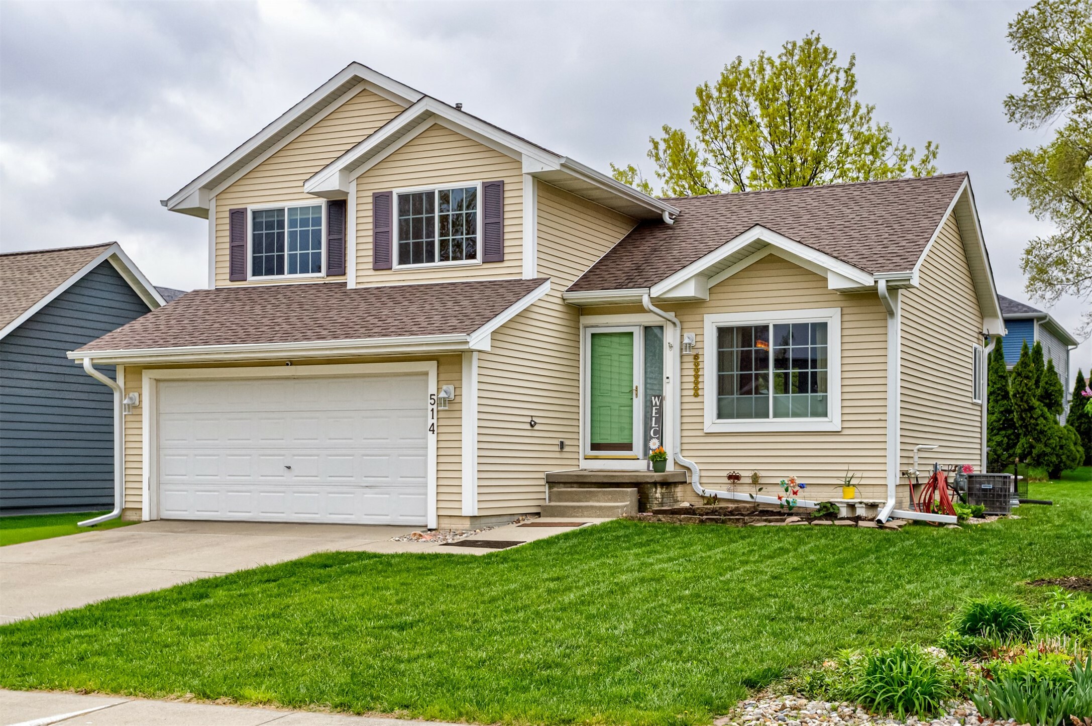 Property Photo: 514 E 5th Street IA 50124