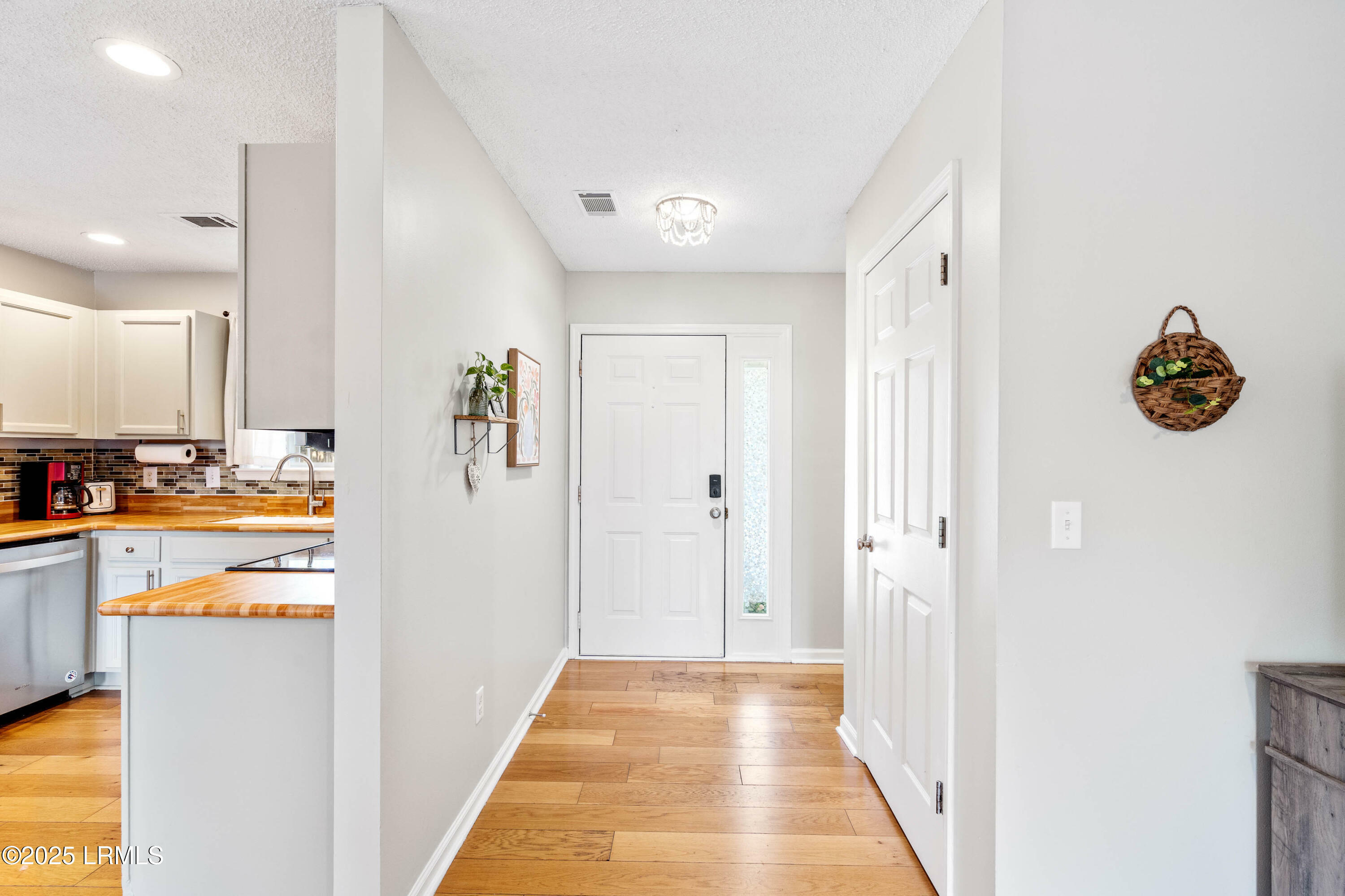 Property Photo: 1 Humbolt Circle SC 29907