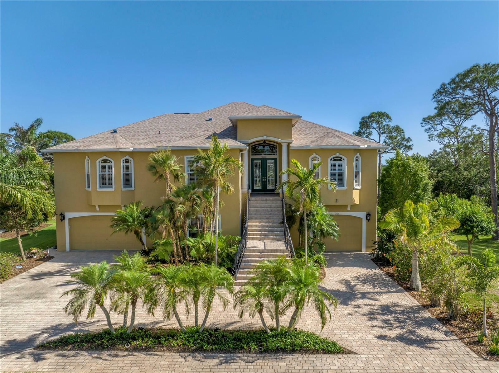 Property Photo: 2101 N Pointe Alexis Drive FL 34689