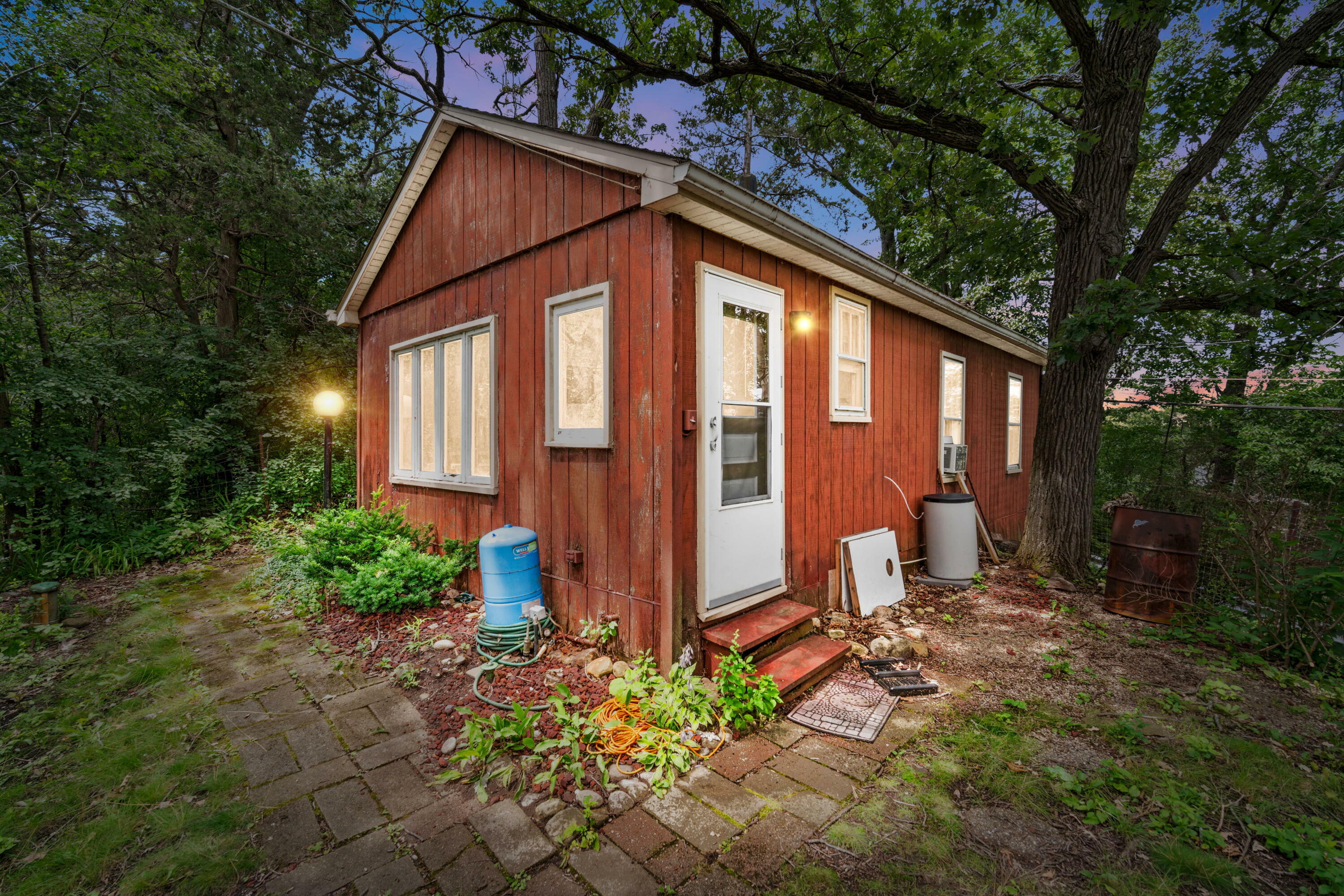 Property Photo: 416 Waldeck Dr WI 53181