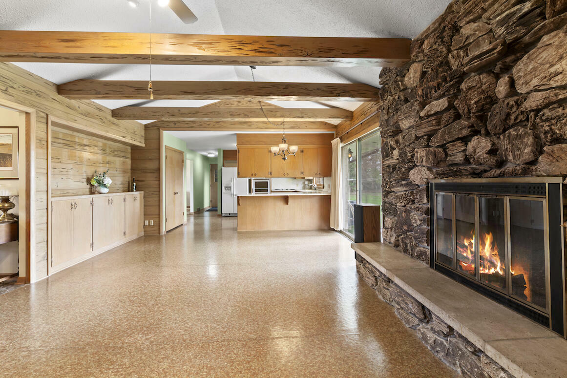 Property Photo: W1940 Park St WI 53178