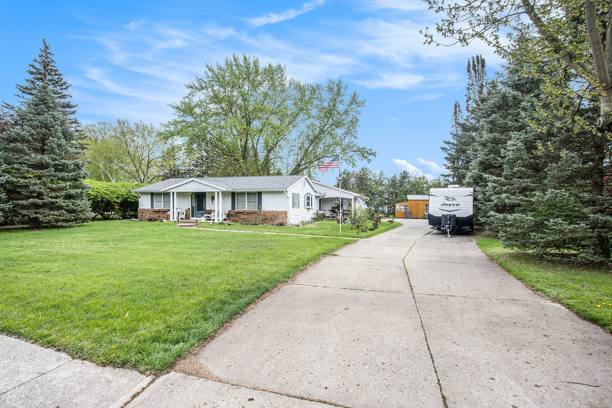 Property Photo: 501 E South Street MI 49091