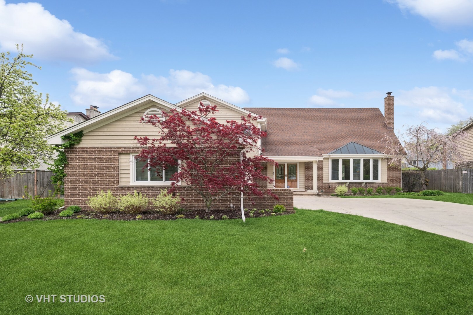 Property Photo: 4000 Rutgers Lane IL 60062