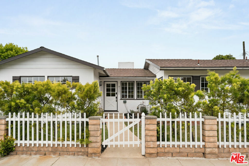 8500 Hastings Avenue  Los Angeles CA 90045 photo