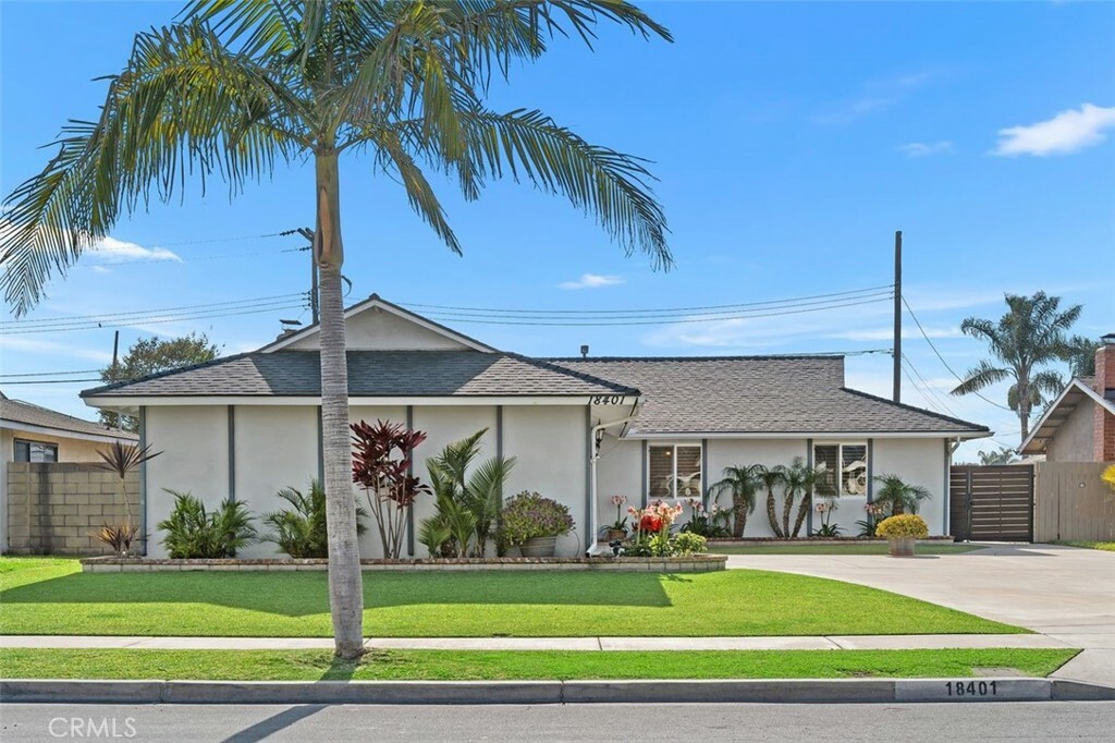 Property Photo: 18401 Goodwin Lane CA 92646
