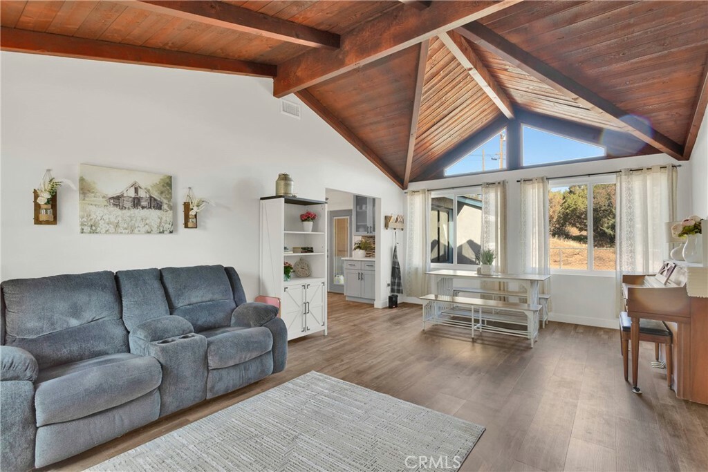 Property Photo: 10634 Mesquite Street CA 92344
