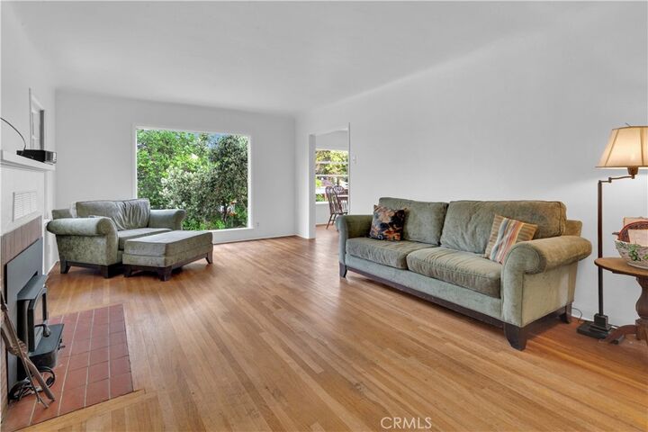 Property Photo:  526 Beverly Avenue  CA 93446 