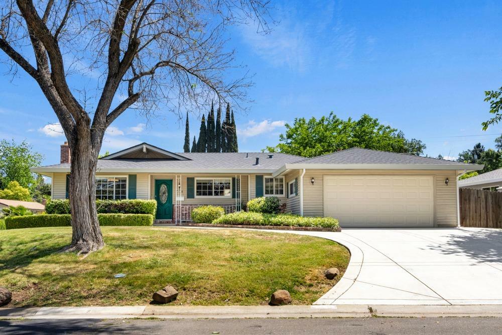Property Photo: 5828 Southgrove Drive CA 95610
