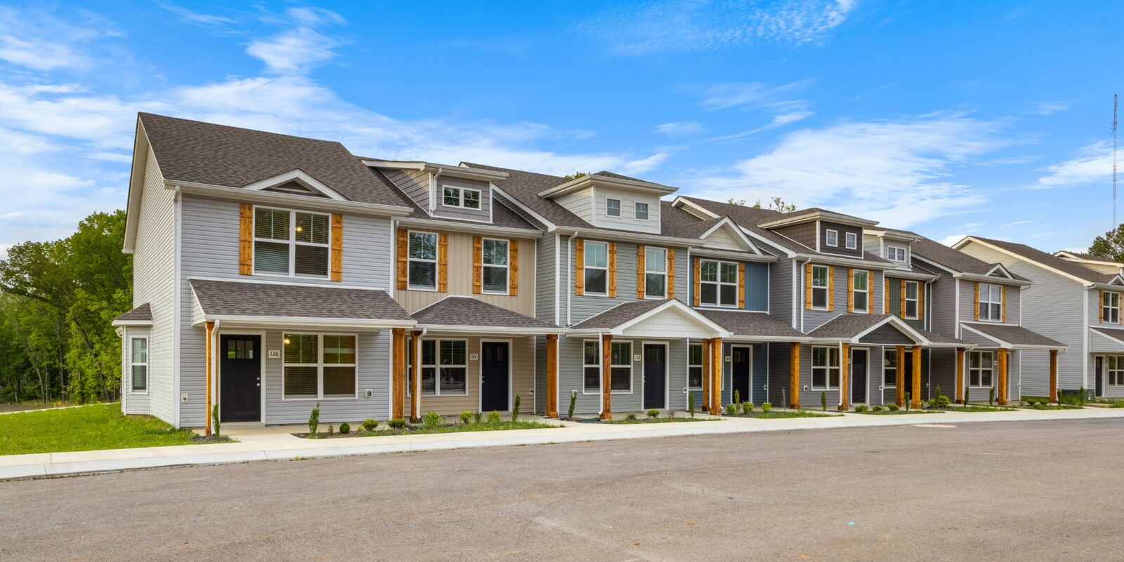 Property Photo: 118 Quarry Point Dr TN 37043