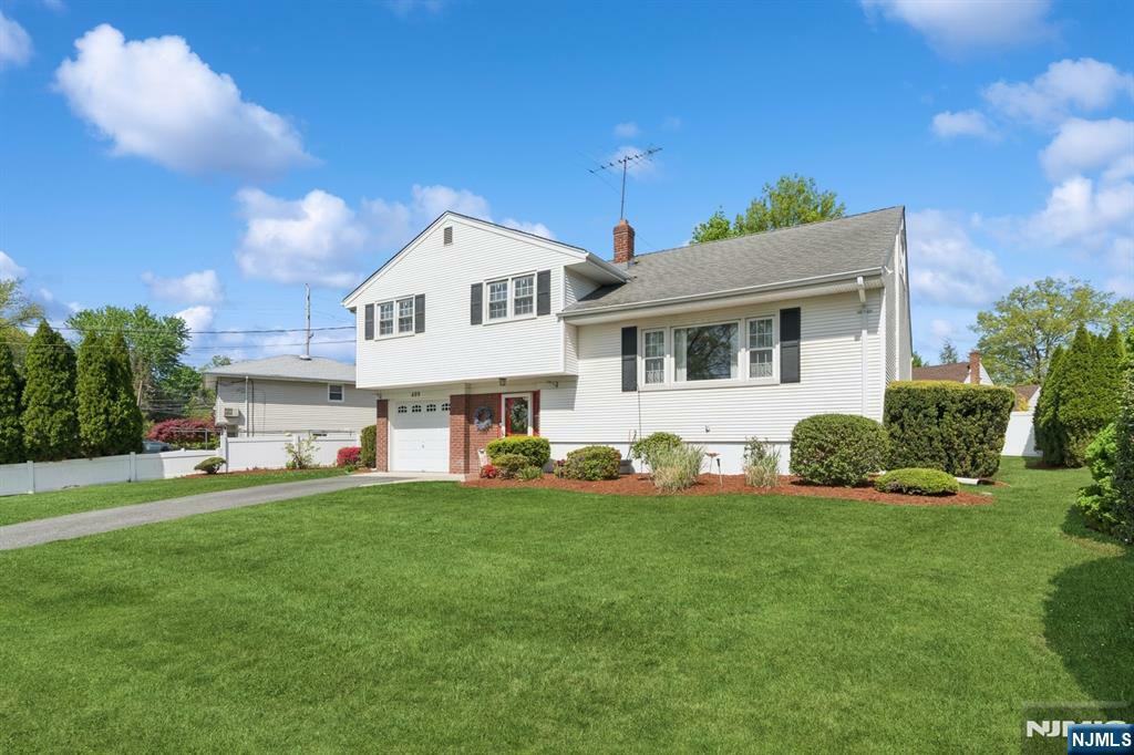 Property Photo: 409 Kehoe Court NJ 07646