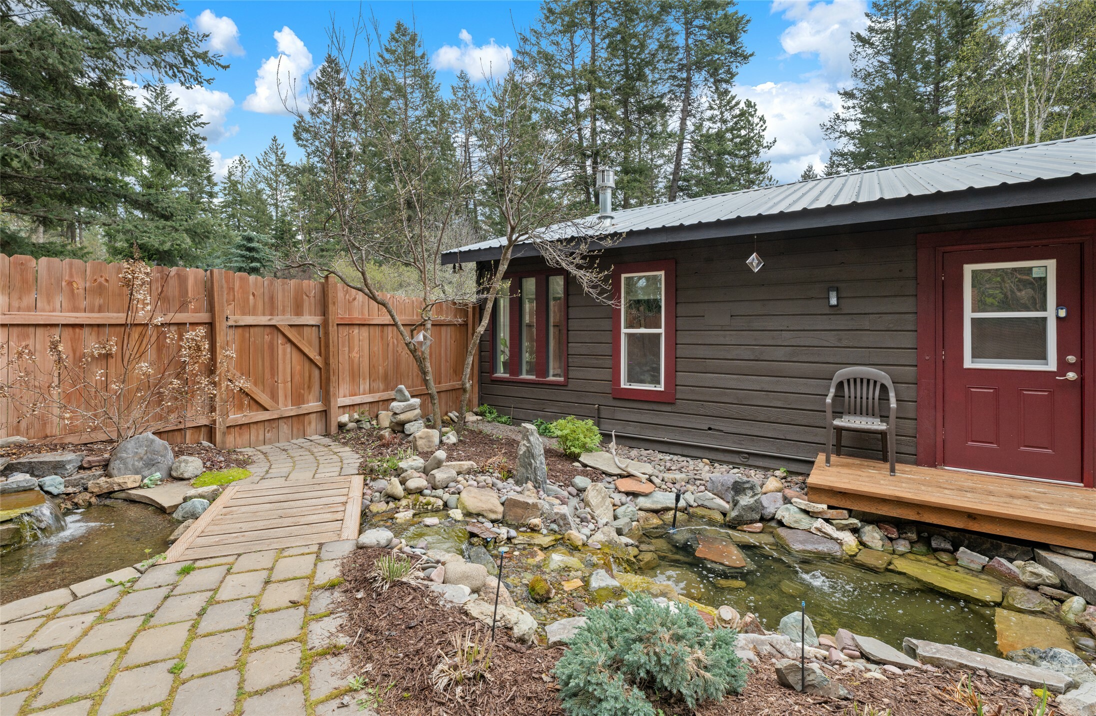 976 2nd Street  Columbia Falls MT 59912 photo