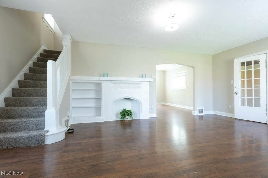 Property Photo: 4298 Silsby Road OH 44118