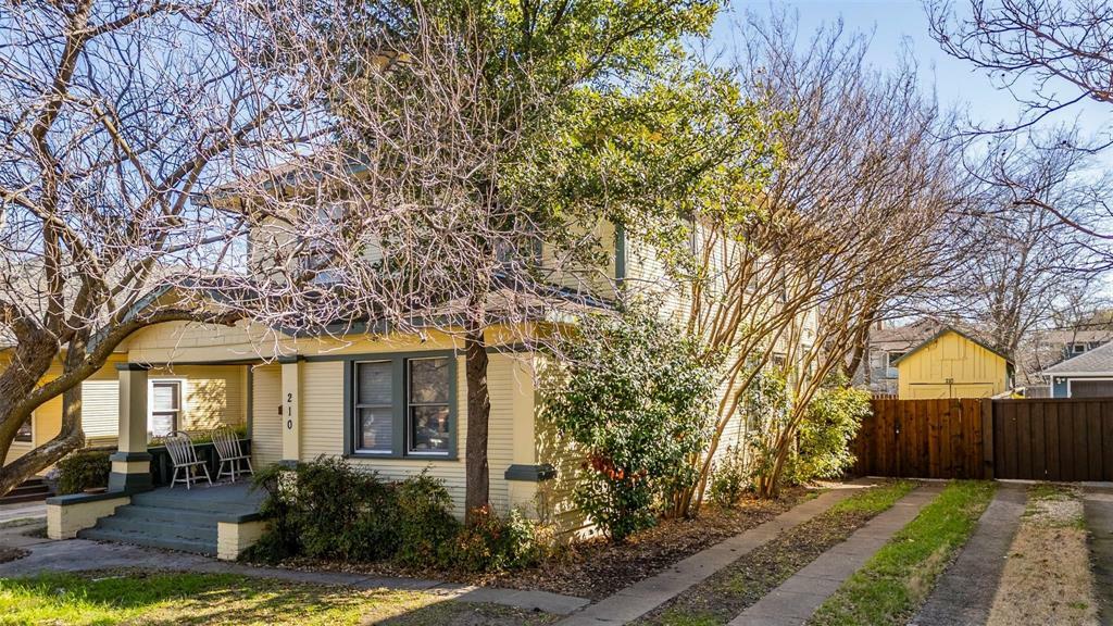 Photo de la propriété: 210 S Rosemont Avenue B TX 75208