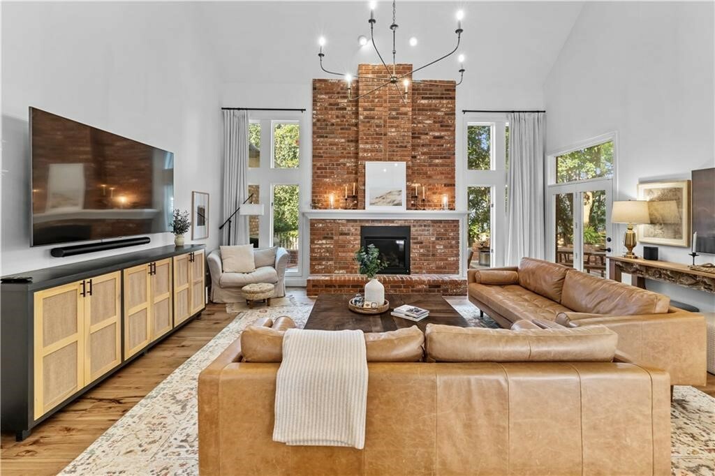 Property Photo: 1801 El Contento Circle AR 72712