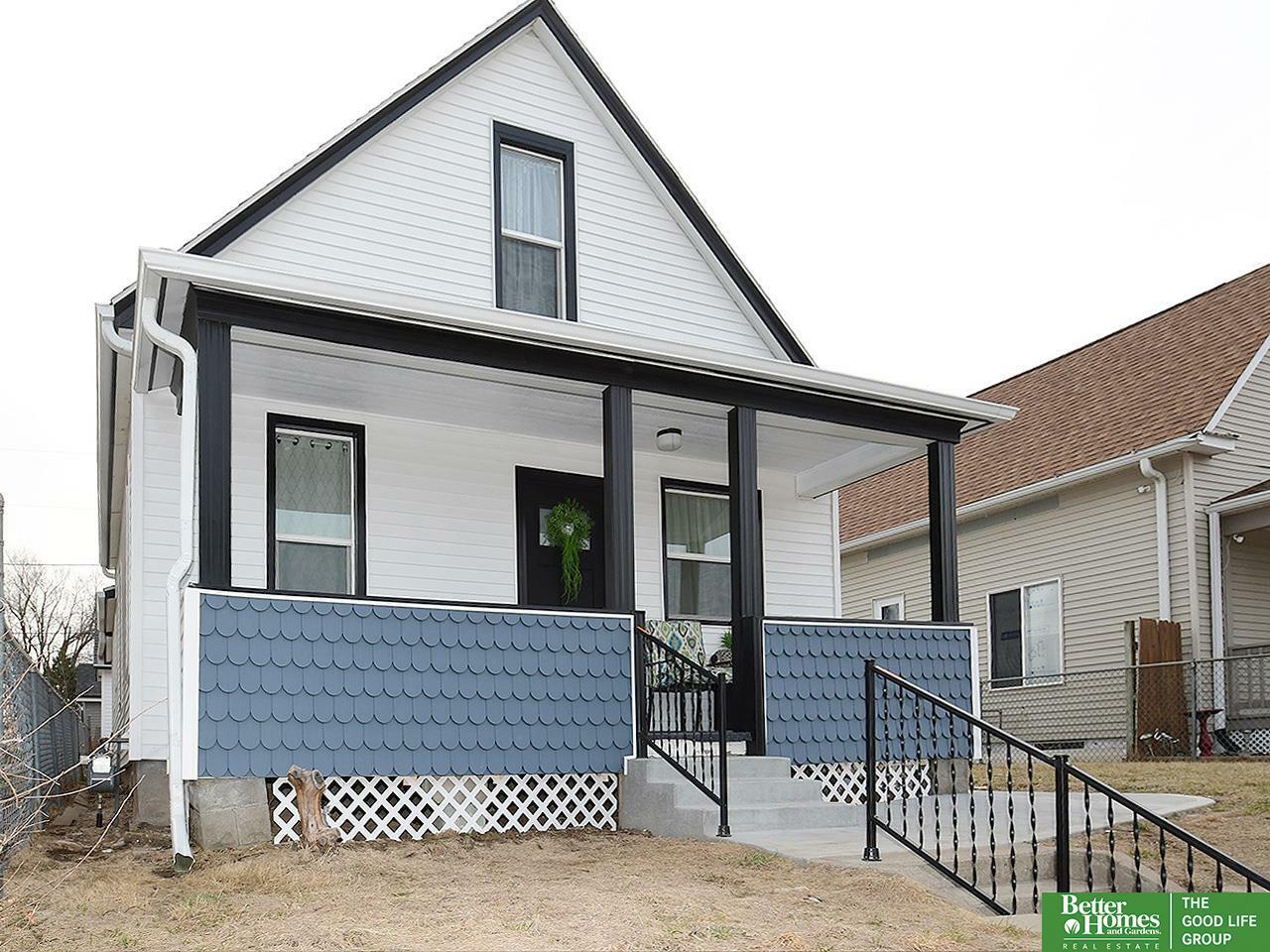 Property Photo: 5325 S 33 Avenue NE 68107