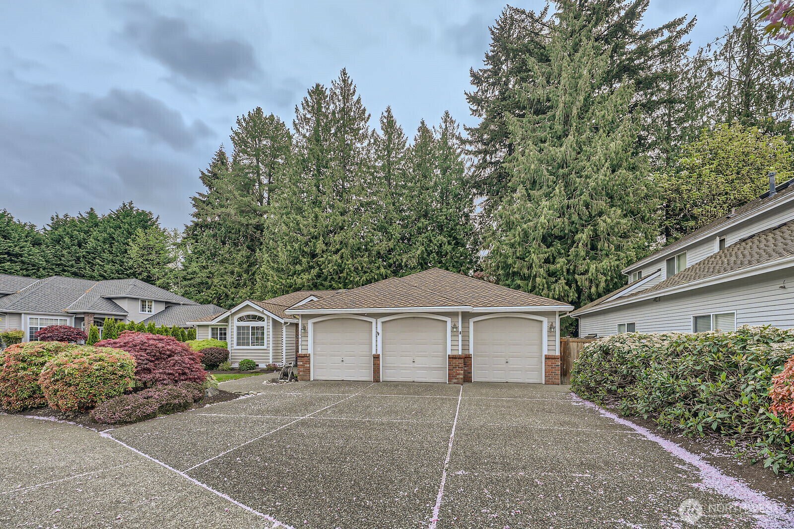 Property Photo: 15413 34th Avenue SE WA 98012