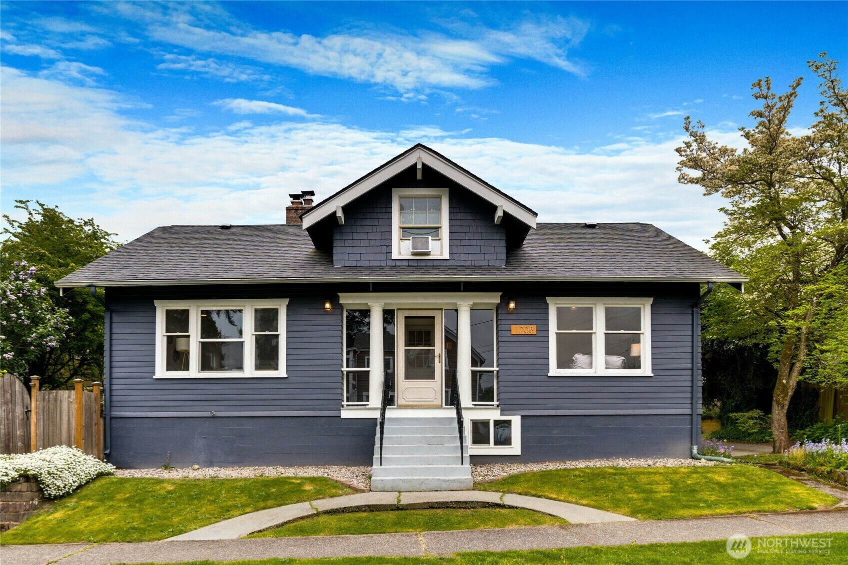 Property Photo: 1208 N 10th Street WA 98403