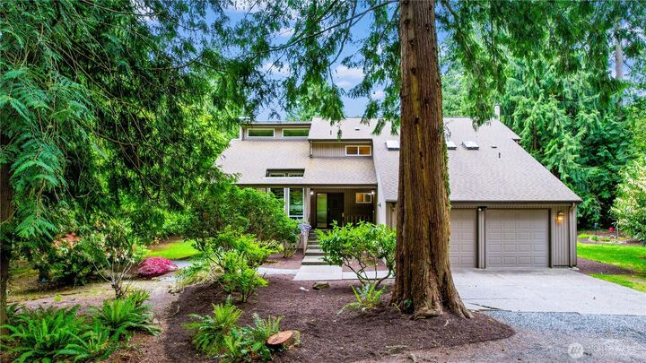 21521  47th Avenue SE  Bothell WA 98021 photo