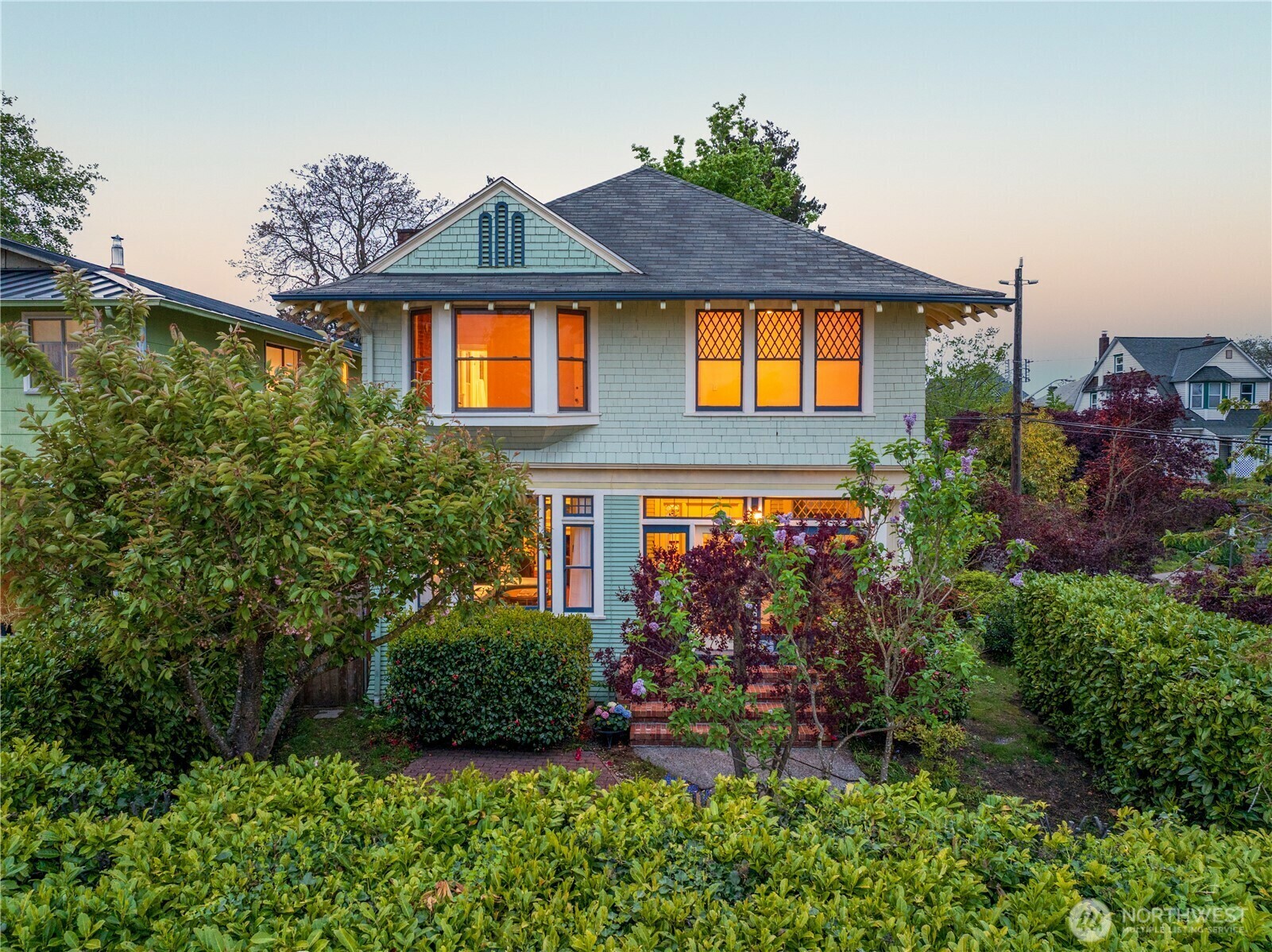 Property Photo: 1503 14th Avenue S WA 98144