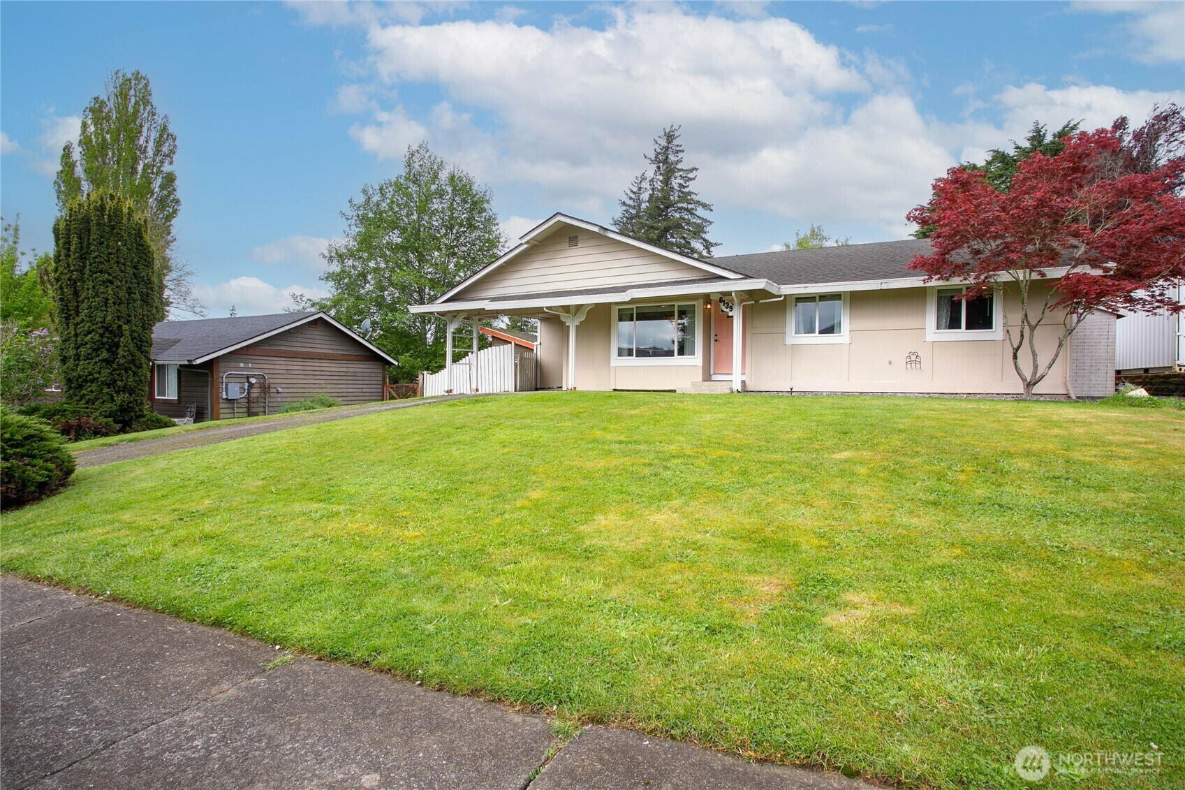 Property Photo: 6139 Aquarius Avenue WA 98248