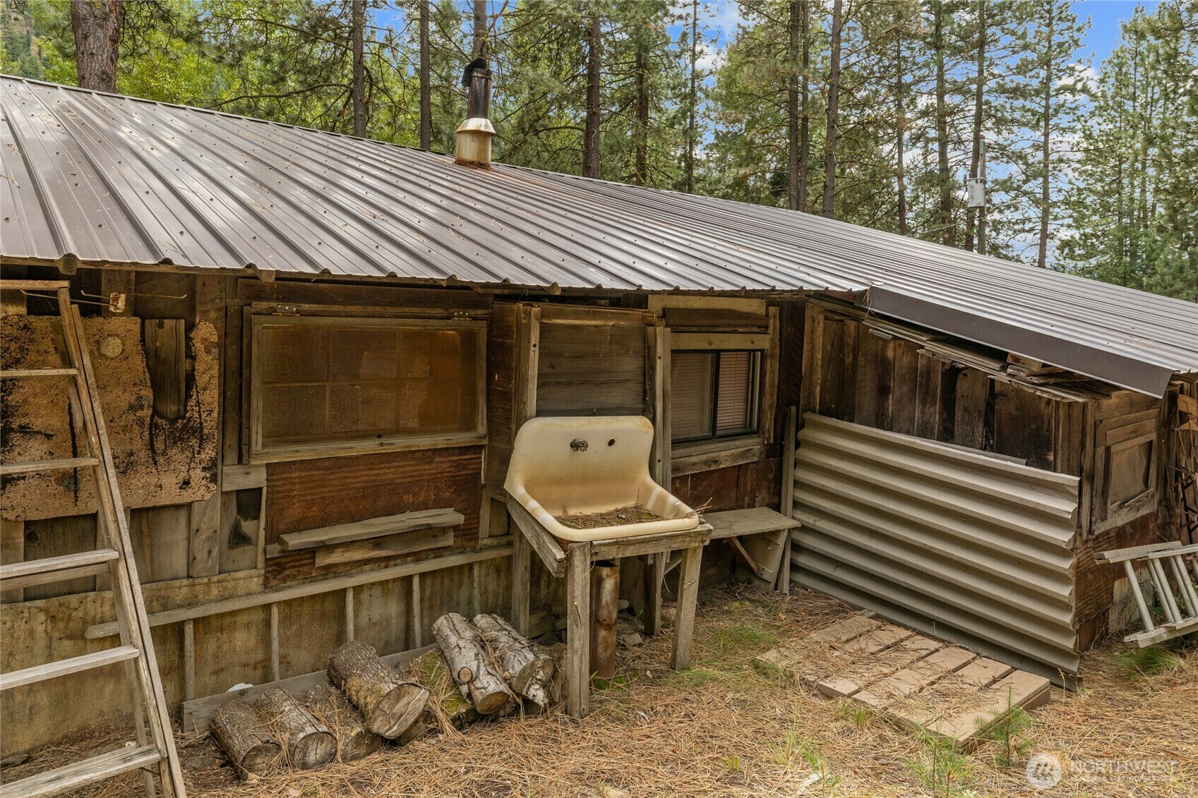 Property Photo: 3081 Liberty Road WA 98922