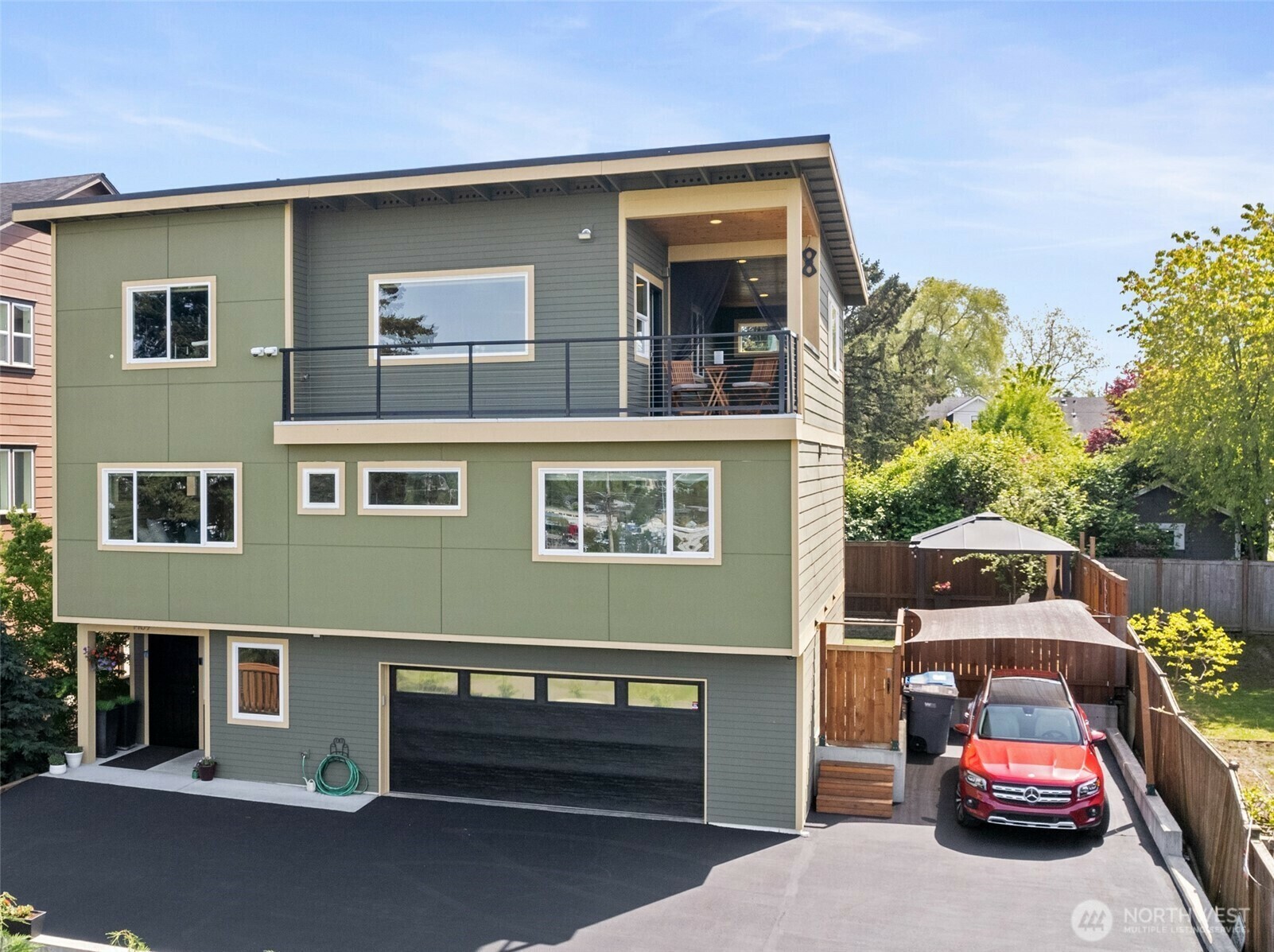 1409  Shattuck Avenue S  Renton WA 98055 photo