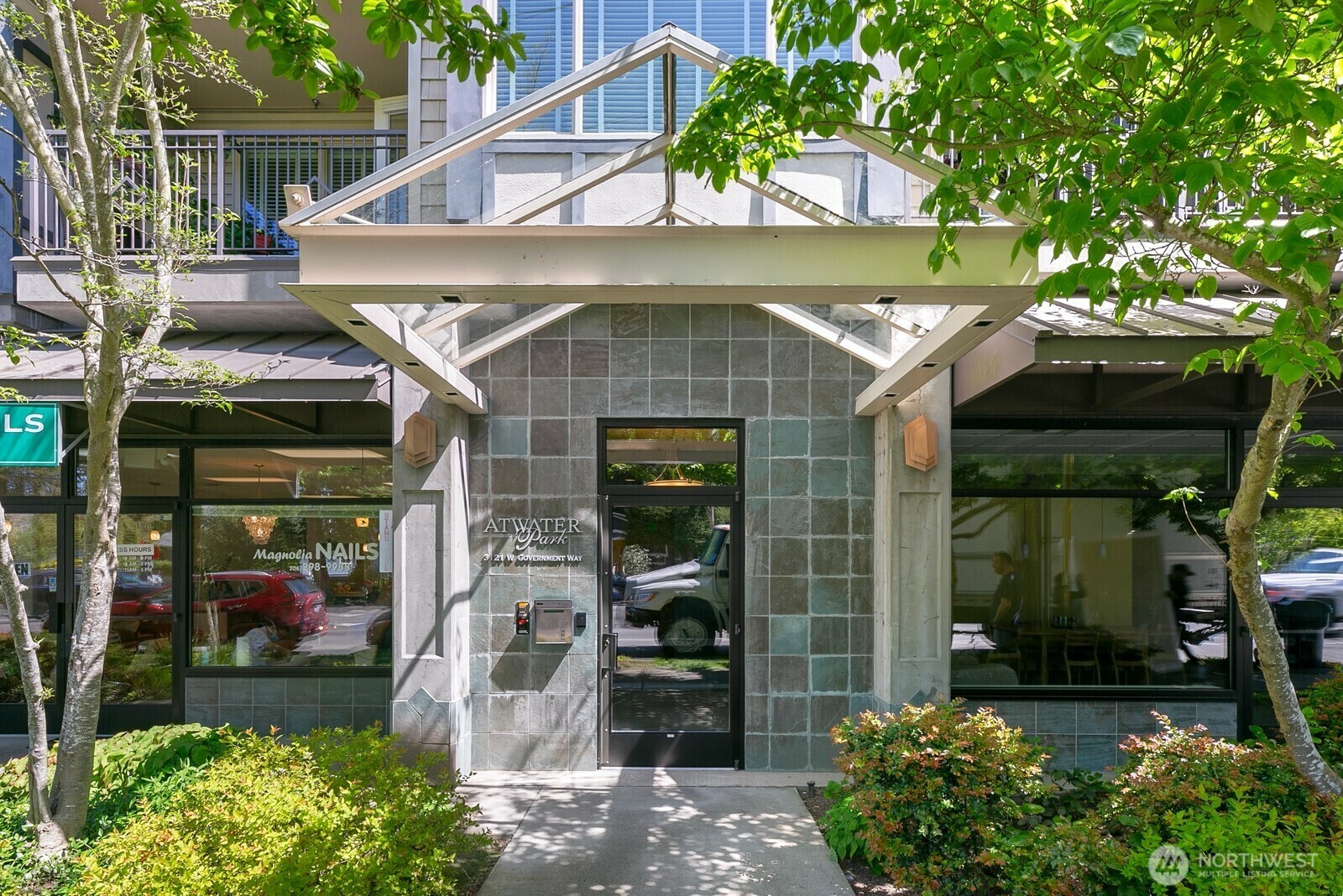 3121 W Government Way 204  Seattle WA 98199 photo