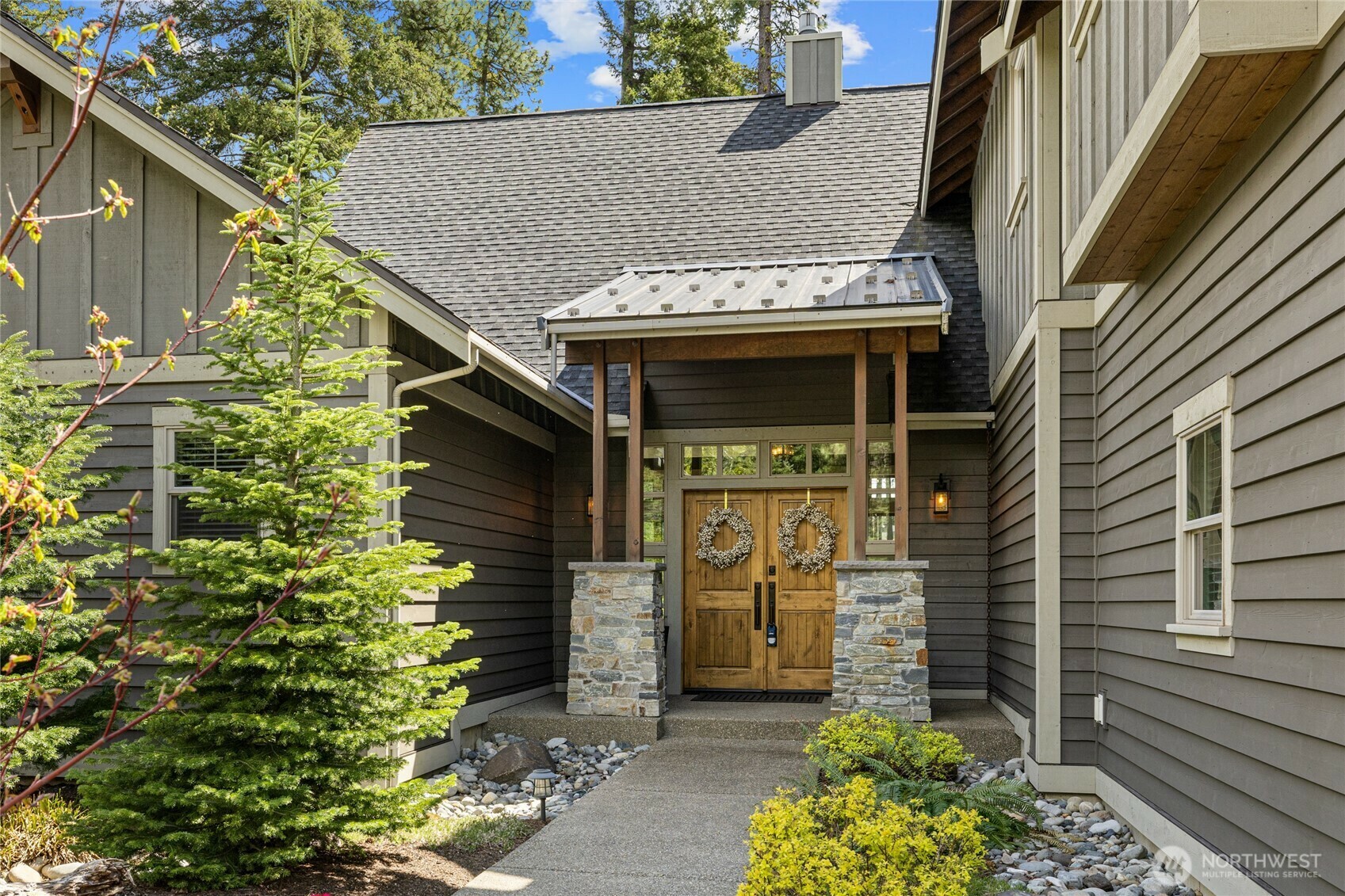 Property Photo: 330 Maple Leaf Loop WA 98922