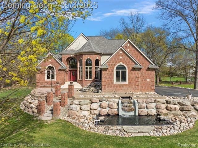 Property Photo: 809 Hawksmoore Drive MI 48348